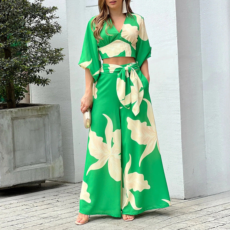 Ensemble Femme À Fleurs Avec Haut Col V Et Pantalon
