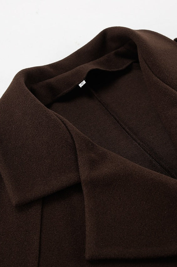 Veste croisée intemporelle en mélange de laine marron