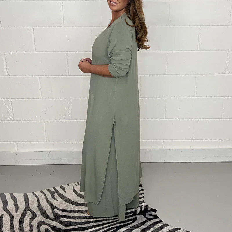 Ensemble décontracté de deux pièces avec haut long et pantalon assorti