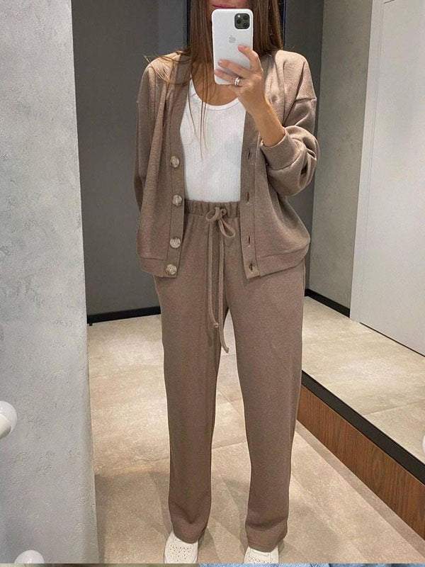 Ensemble décontracté confortable avec pull col V et pantalon