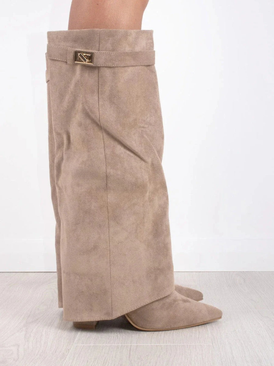 Bottes hautes élégantes et durables pour femmes