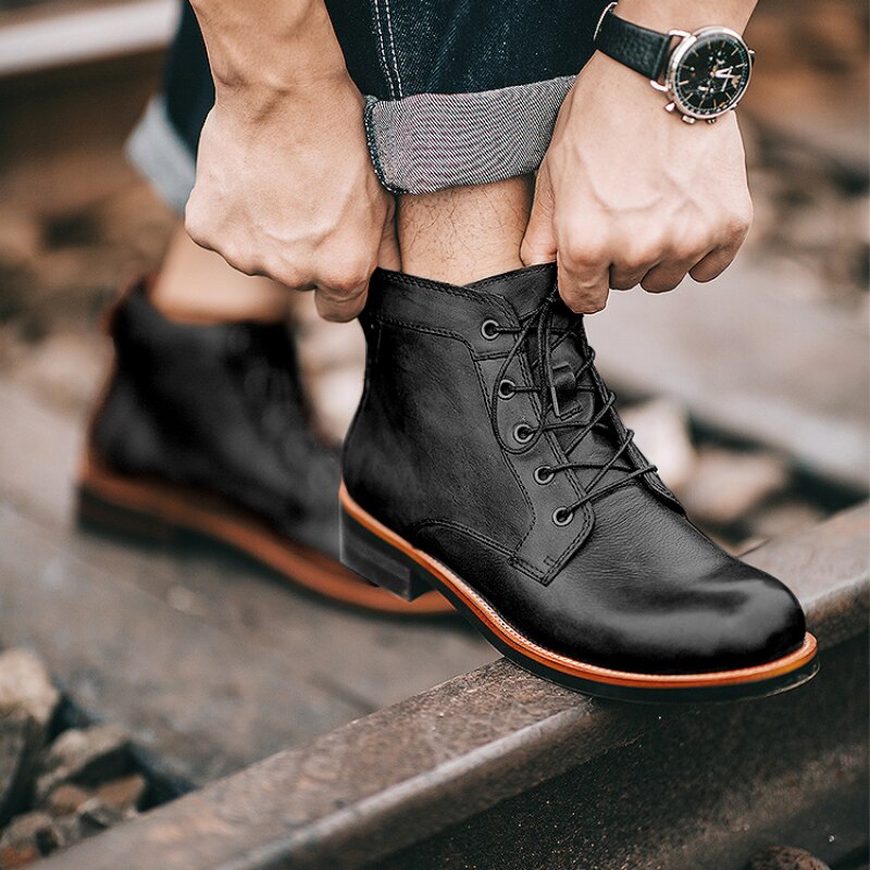Bottes Homme Intemporelles En Cuir Lacées Montantes Cheville