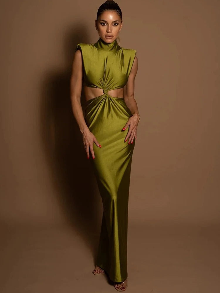 Élodie Lavin® | Robe Longue À Col Montant Et Découpes Glamour