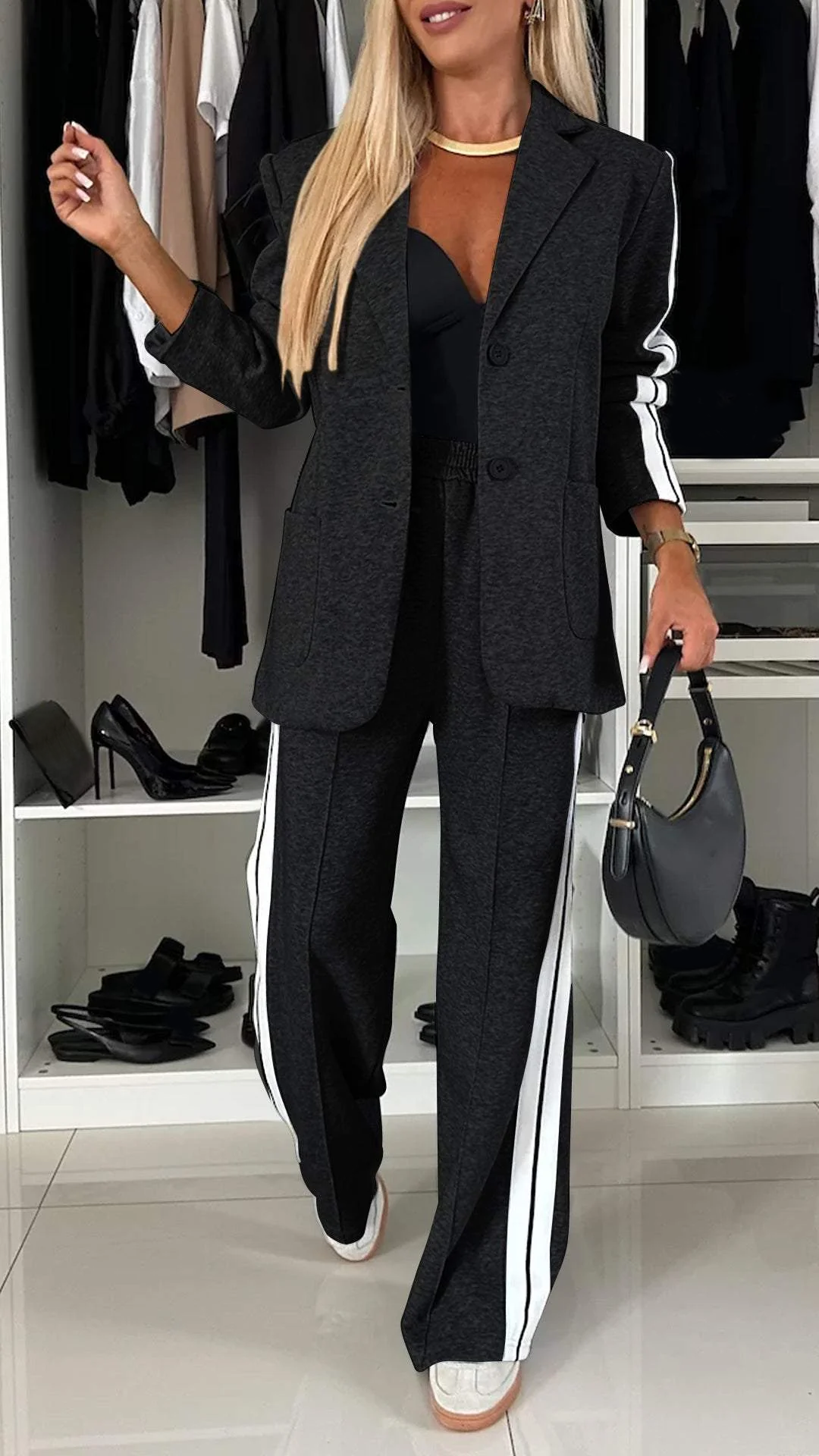 Un blazer et un tailleur-pantalon chic sur mesure pour un style sans effort
