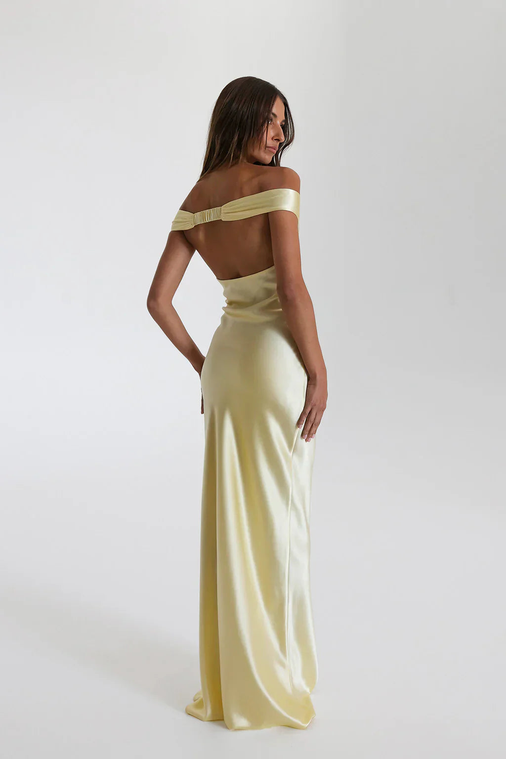Elegant Women's Satin Evening Dress with Off-the-Shoulder Neckline