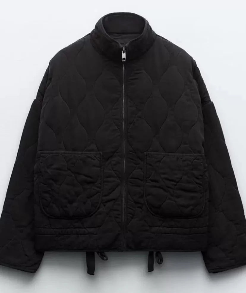 Veste matelassée vintage avec détails classiques de couture