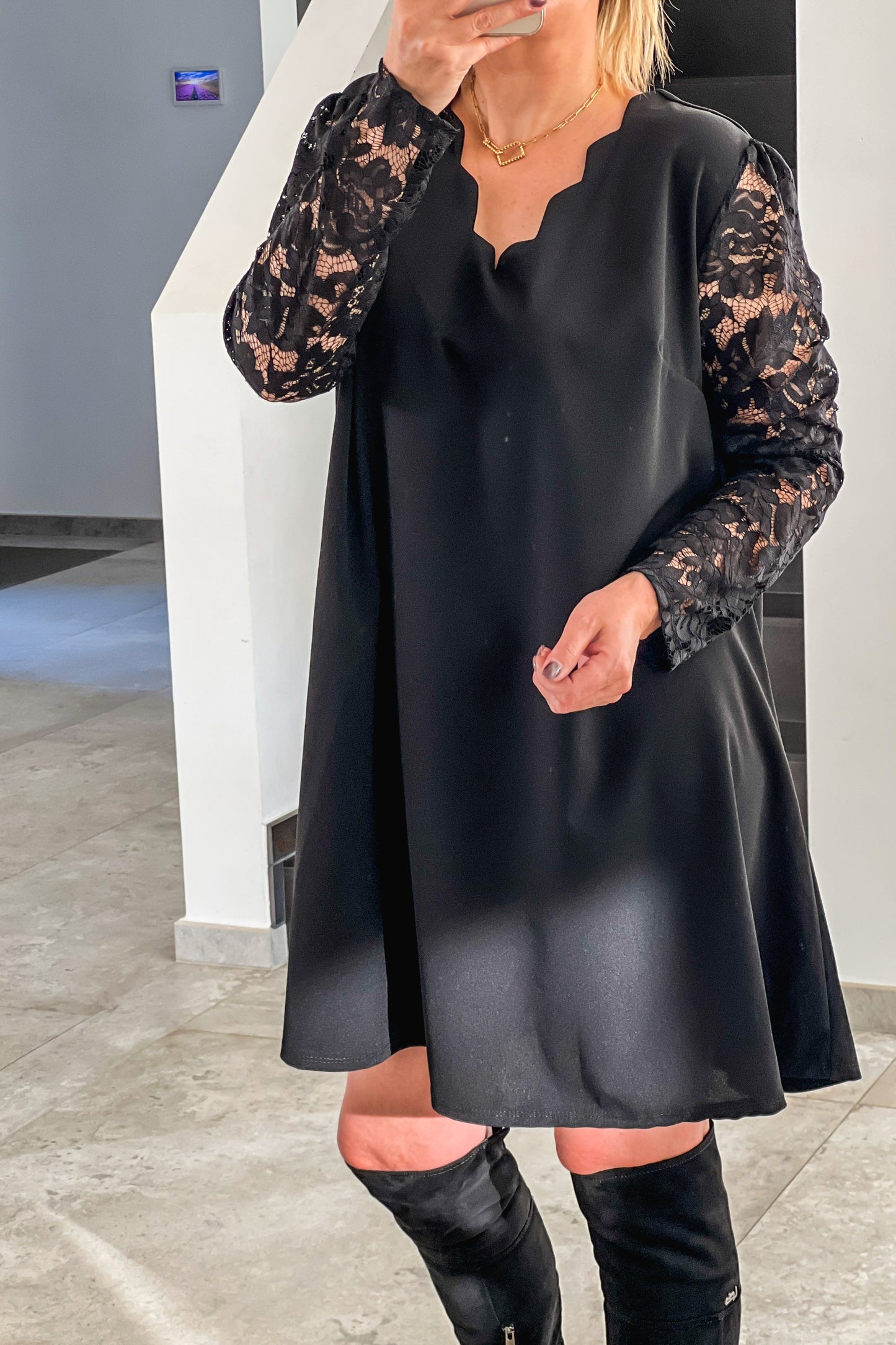 Robe Noire Delina GT