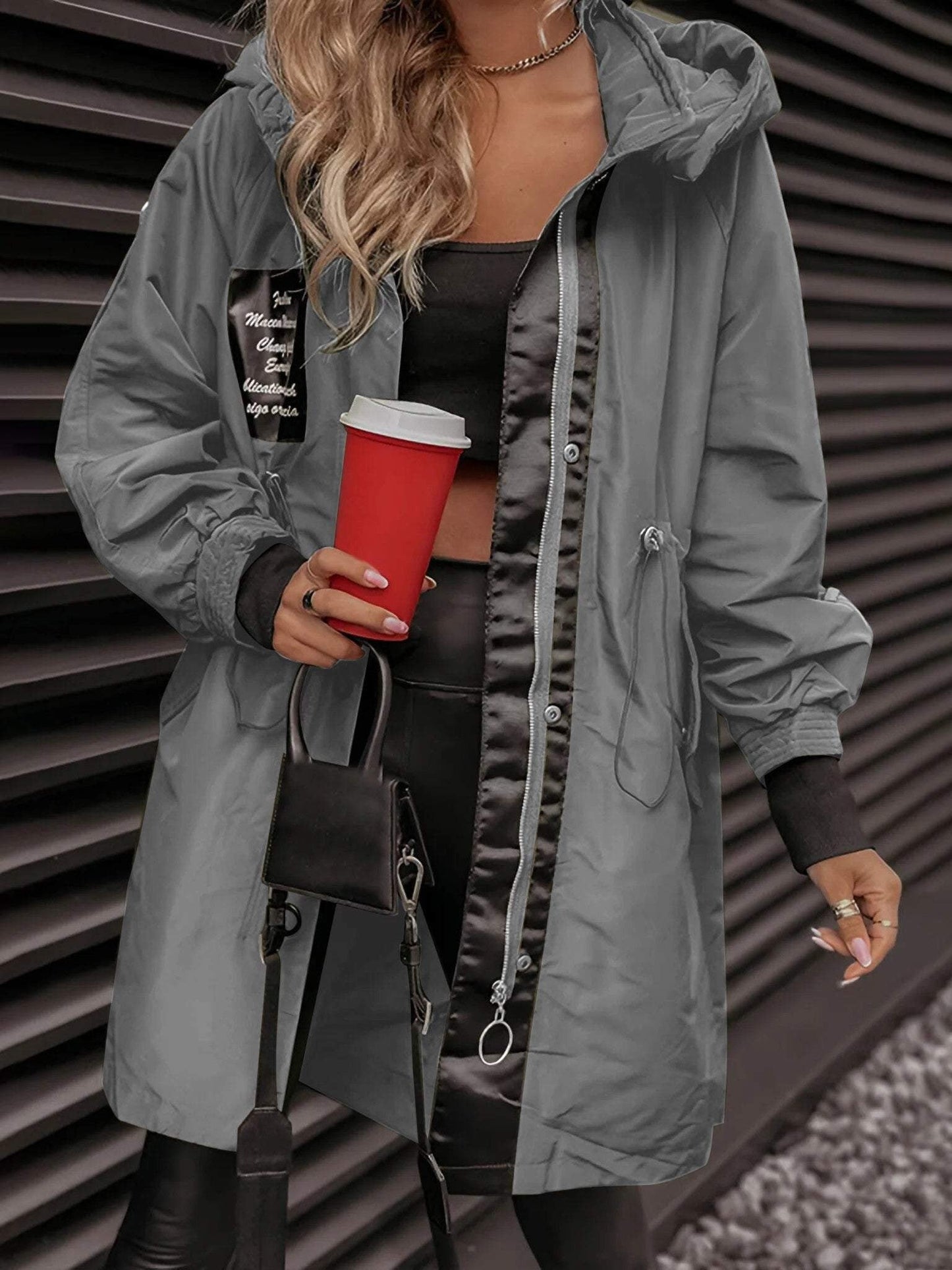 Veste à capuche et manches longues pour femme