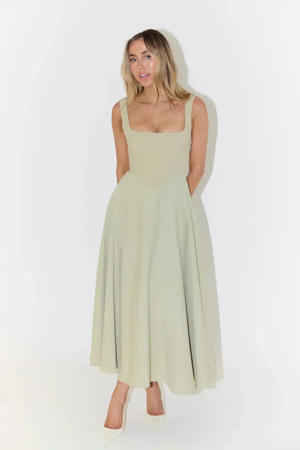Robe Confortable Qui Attire Facilement Tous Les Regards