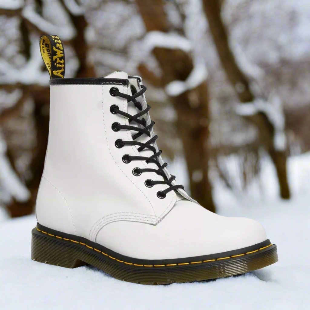 Bottes classiques élégantes en cuir à lacets