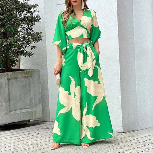 Ensemble Femme À Fleurs Avec Haut Col V Et Pantalon