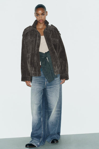 VESTE EN DAIM – CHIC INTEMPOREL