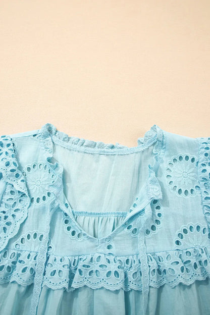 Blouse à manches bouffantes avec bordure en dentelle à œillets pour femmes