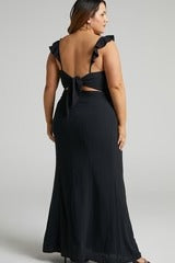 Élodie Lavin® | Robe Noire À Volants Et Fente Latérale