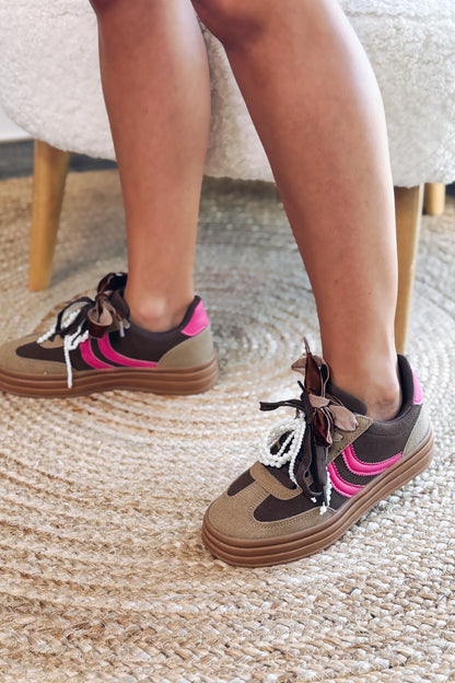 Basket Addax Choco Lacet Breloques