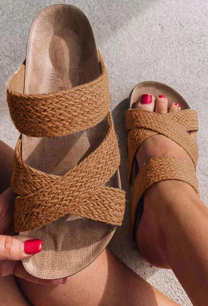 Sandales plates, tissées en corde de chanvre croisée