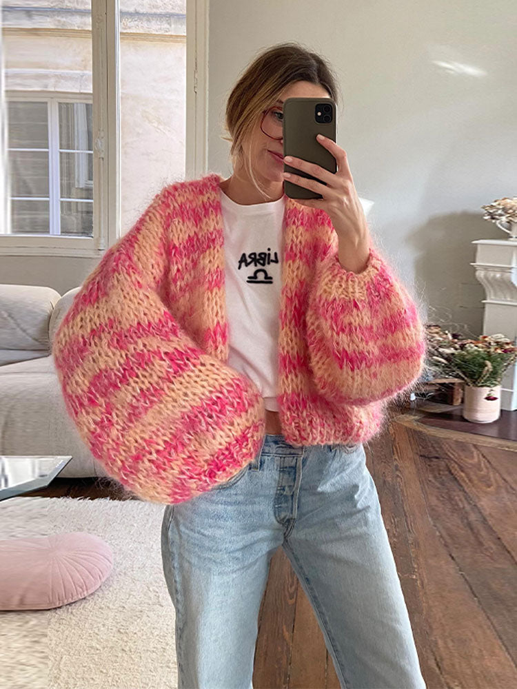 Confortable pull-over en maille structurée avec détails accentués