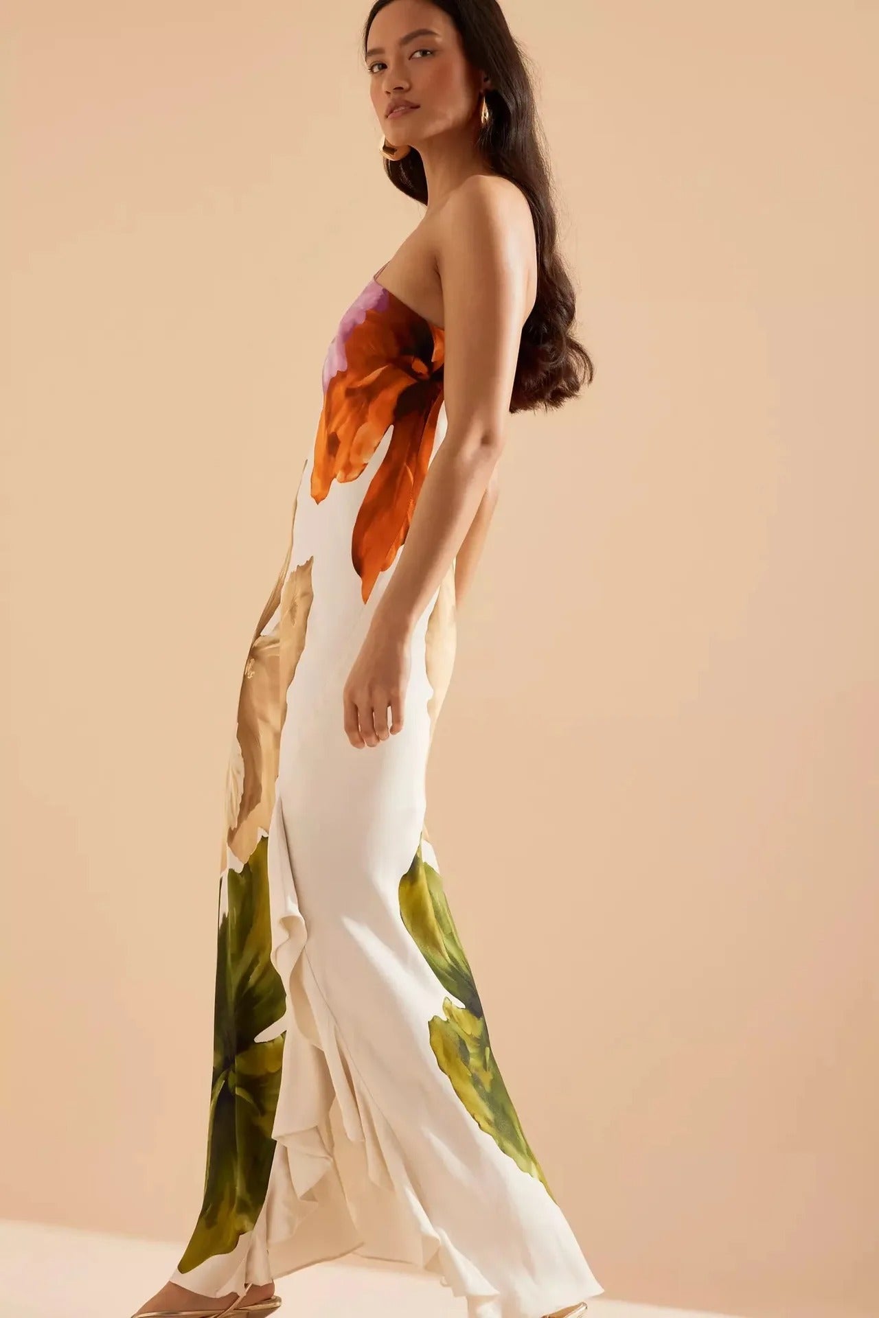 Robe Maxi Fleurie à Une Épaule avec Ourlet Volanté et Bretelles Spaghetti