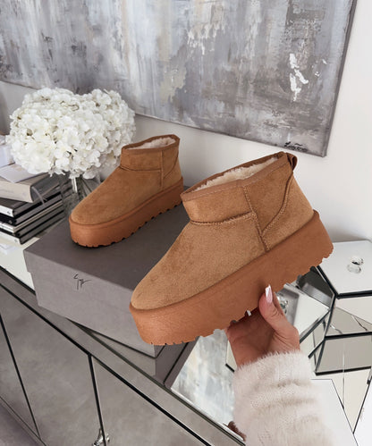 Bottes à plateforme en cuir marron pour un style quotidien élégant