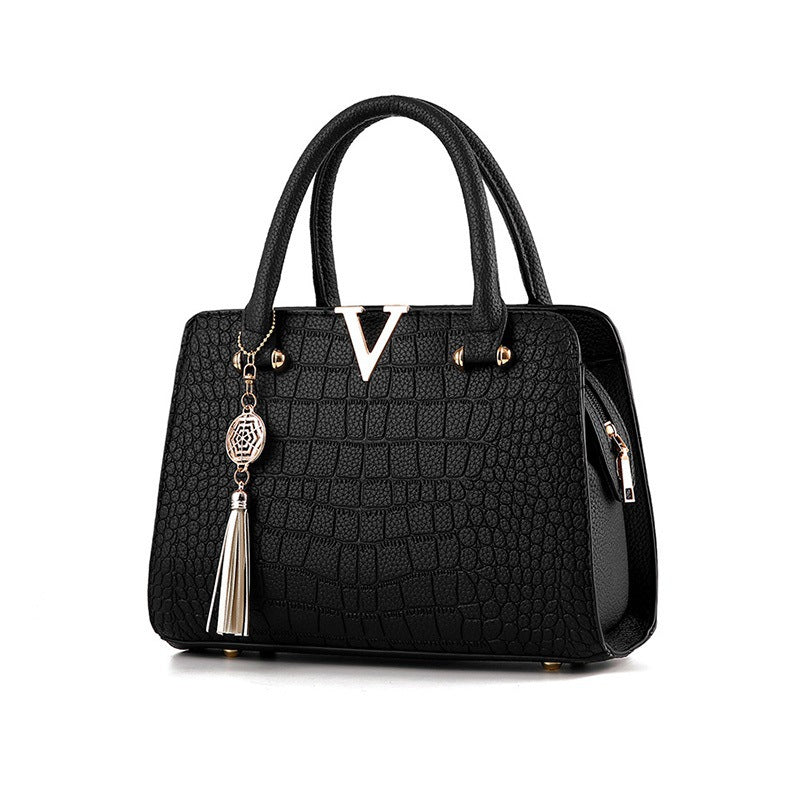 Sac à Main Élégant à Motif Texturé avec Pendentif Décoratif