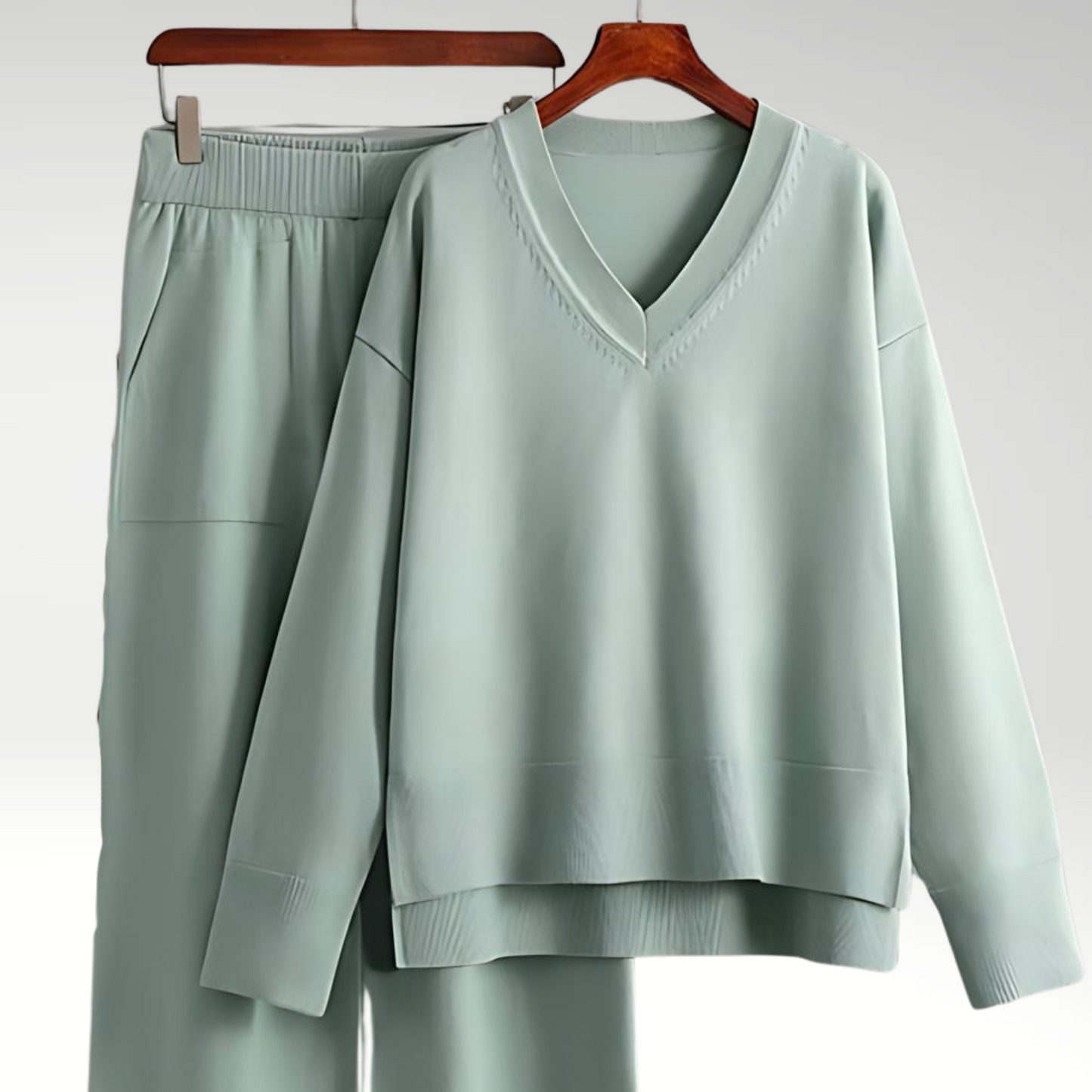 Luxe Ensemble deux pièces col V