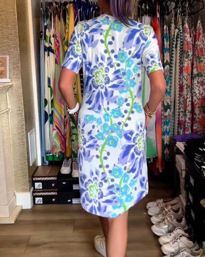 Robe à manches courtes, imprimé fleuri et col V