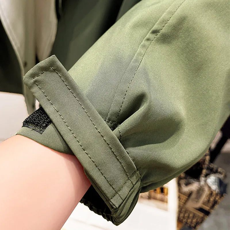 Veste coupe-vent légère résistante aux intempéries