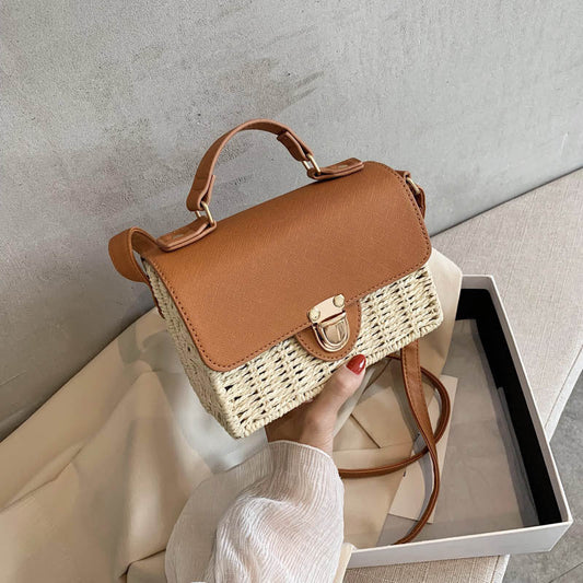 Sac à bandoulière carré en fibre naturelle