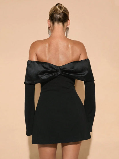 Robe Courte à Épaules Dénudées et Manches Longues pour Femme