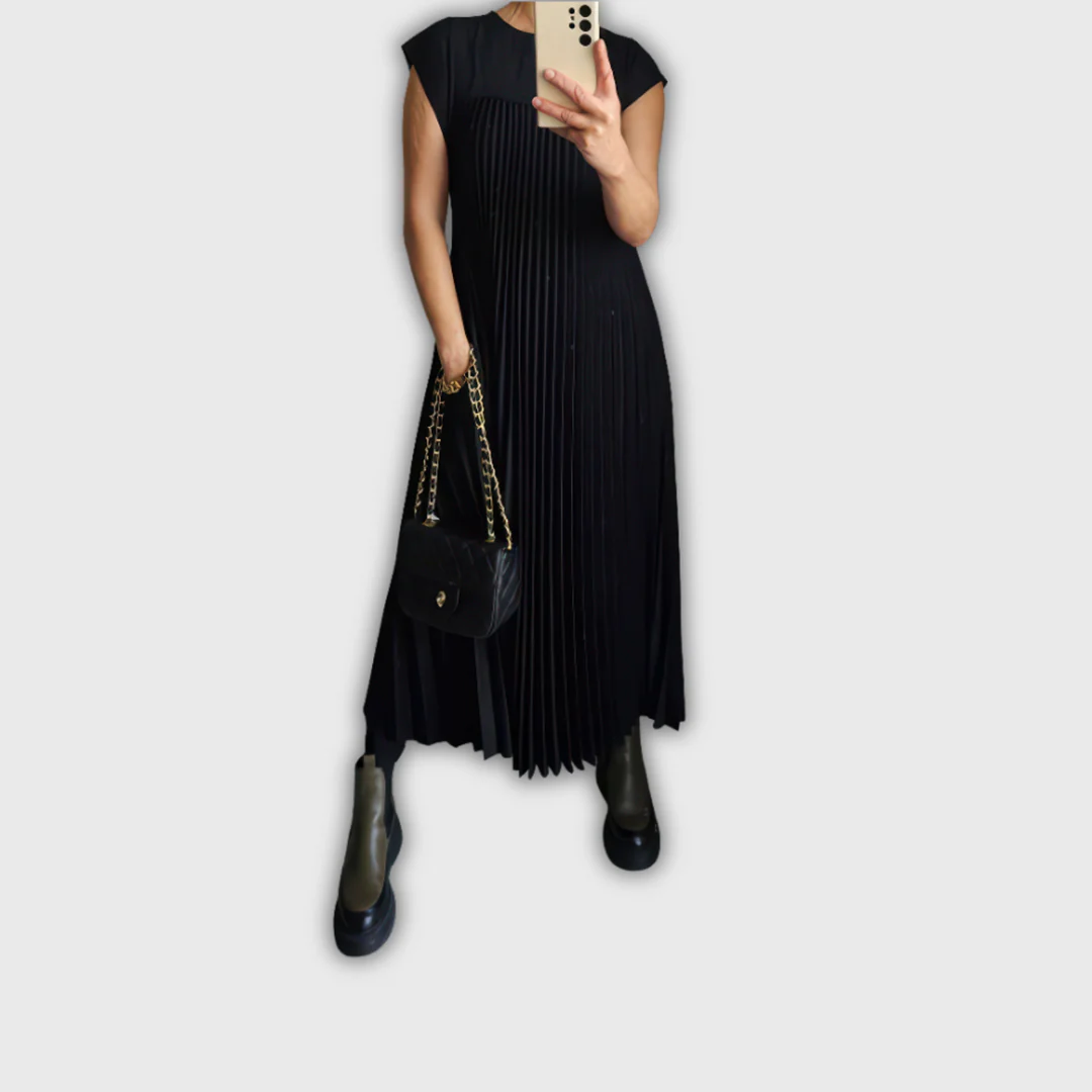Robe Unie Plissée Sans Manches