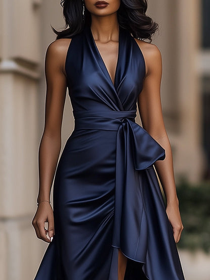 Robe dos nu en satin à volants Midnight Elegance
