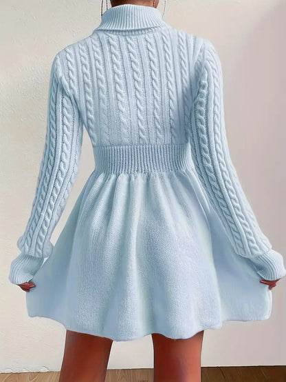 Robe pull col roulé en tricot torsadé