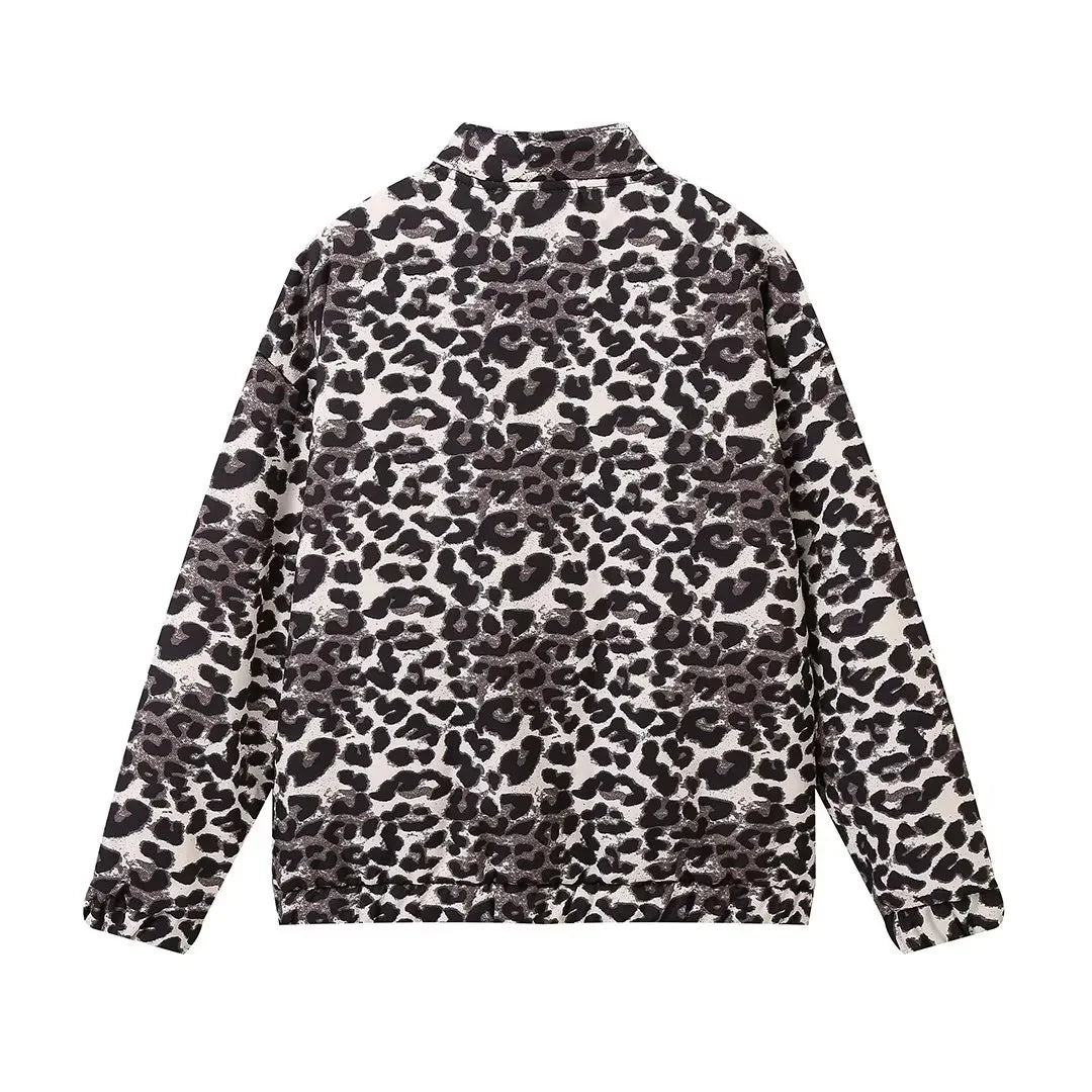 Veste élégante légère pour femmes moderne