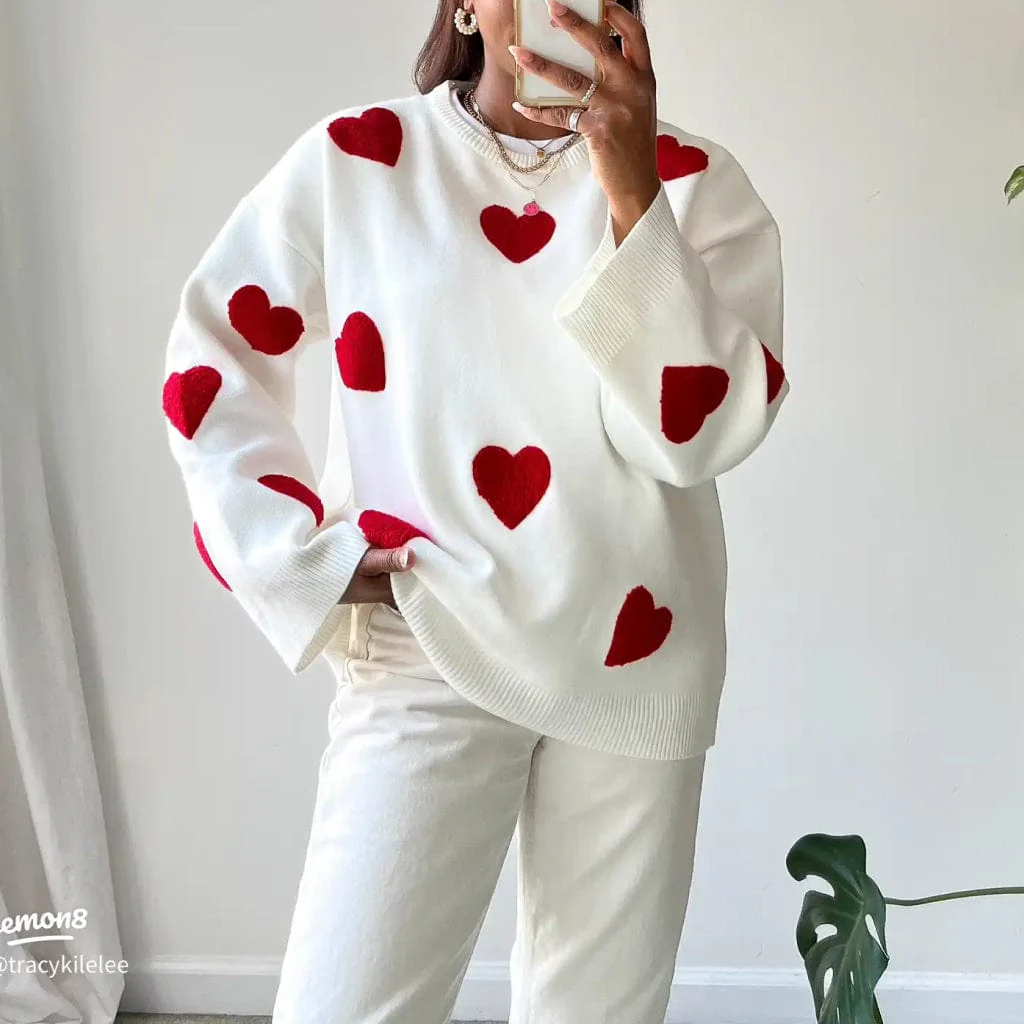 Pull col rond imprimé cœur confortable pour femmes