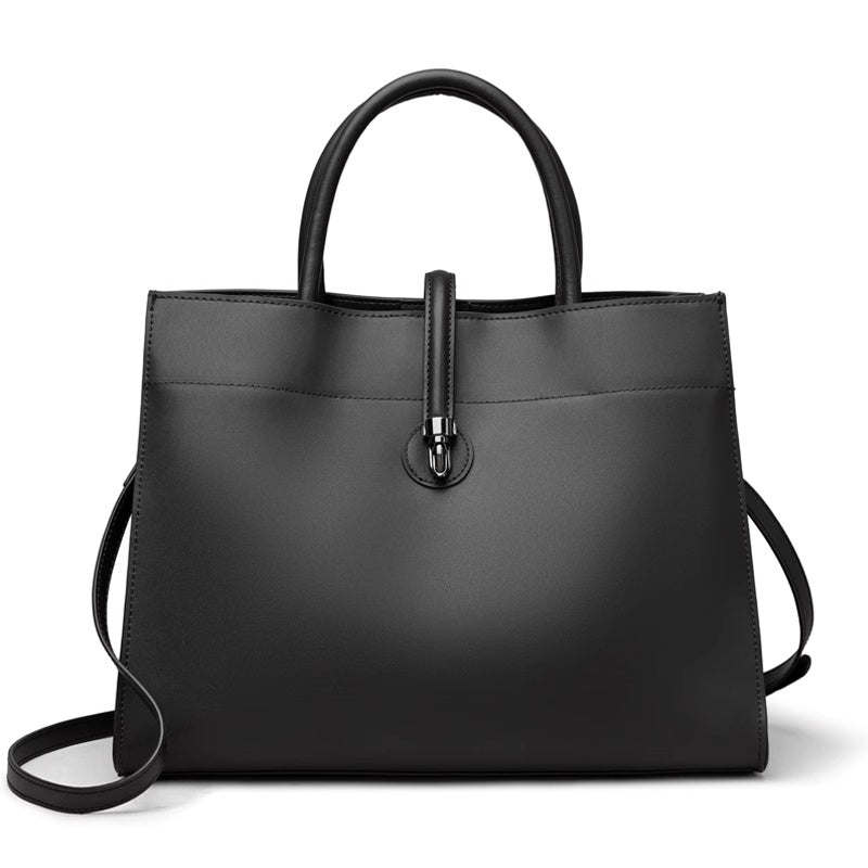 Sac à main minimaliste en cuir lisse
