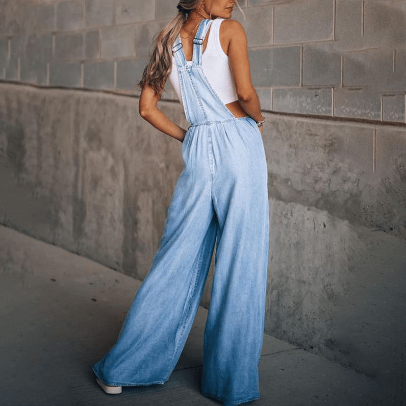 Salopette en jean classique pour un style décontracté sans effort