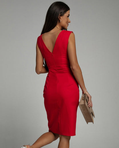 Calyra™ - Robe ajustée avec décolleté en V et fente