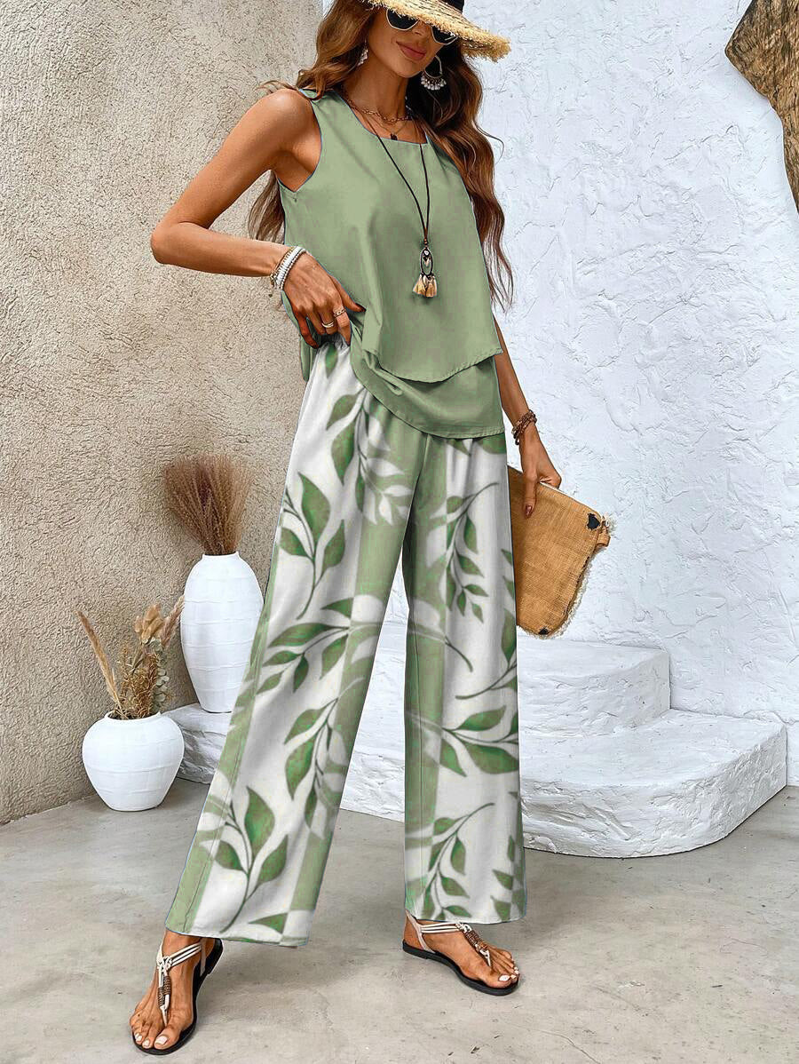 Ensemble de deux pièces avec haut et pantalon assortis