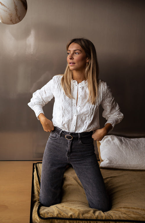 Chemise boutonnée brodée style décontracté chic