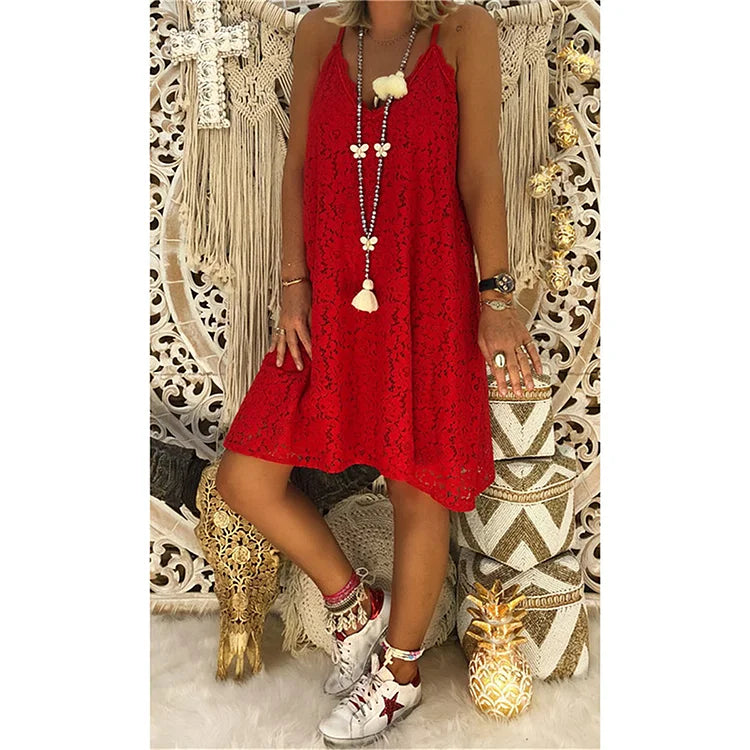 Robe sans bretelles avec détails en dentelle