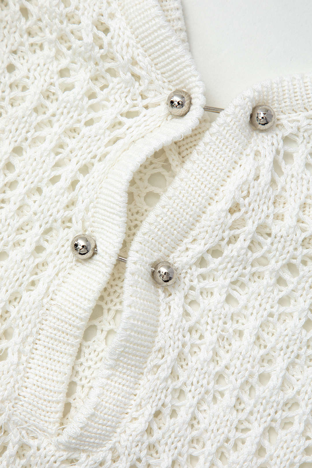 Roselle™ - Un souffle de sensualité estivale dans un tricot léger et élégant