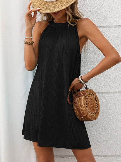 Sophie Paris® | Robe Mini Texturée à Col Grec avec Coupe Élégante