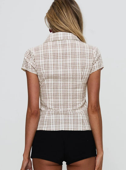 Blouse fluide coupe décontractée pour une élégance quotidienne sans effort