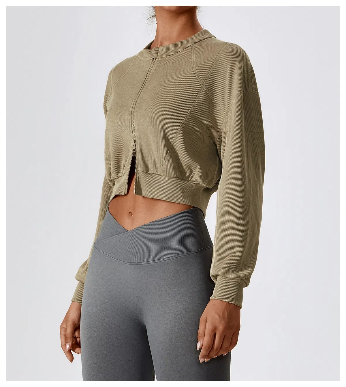 Sweat-shirt court zippé côtelé confortable