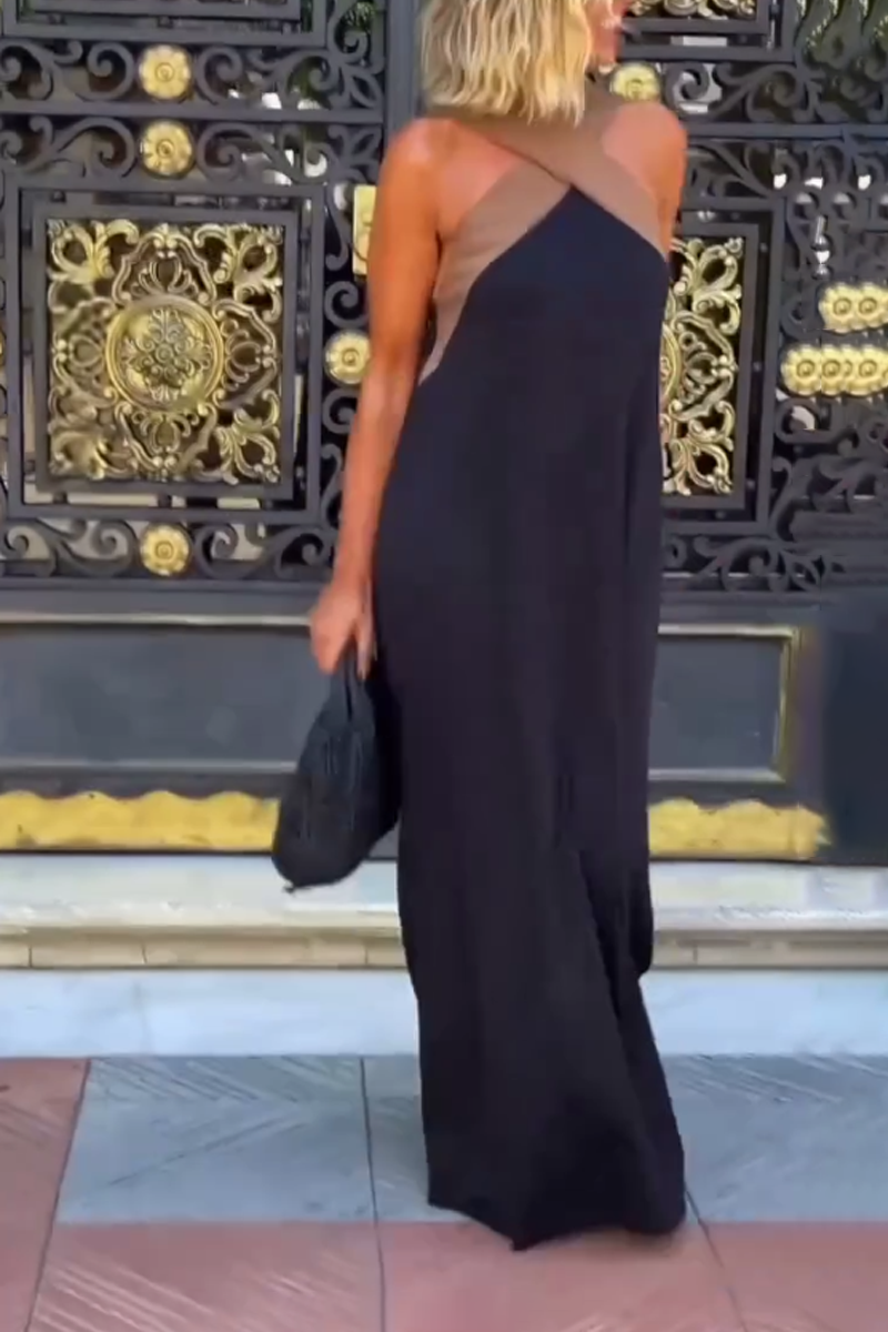 Robe moulante dos nu à col halter croisé