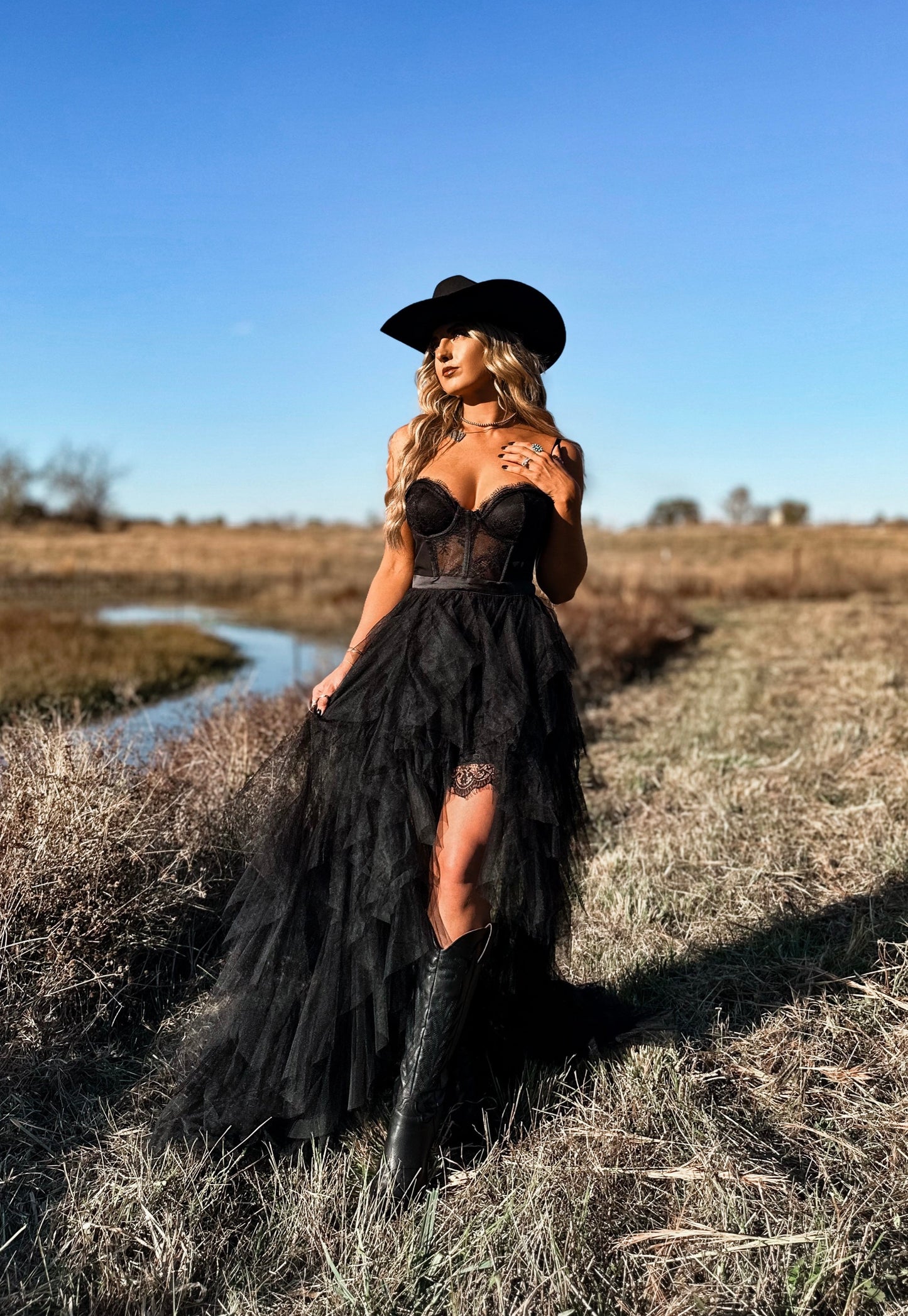 Robe élégante en satin soyeux
