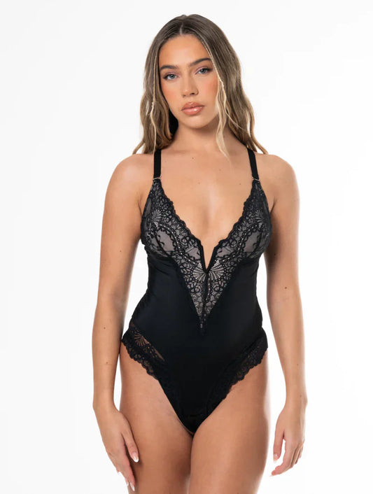 Sarah™ | Body gainant en dentelle, élégance assurée