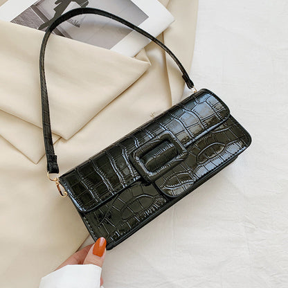 Sac baguette en cuir texturé brillant