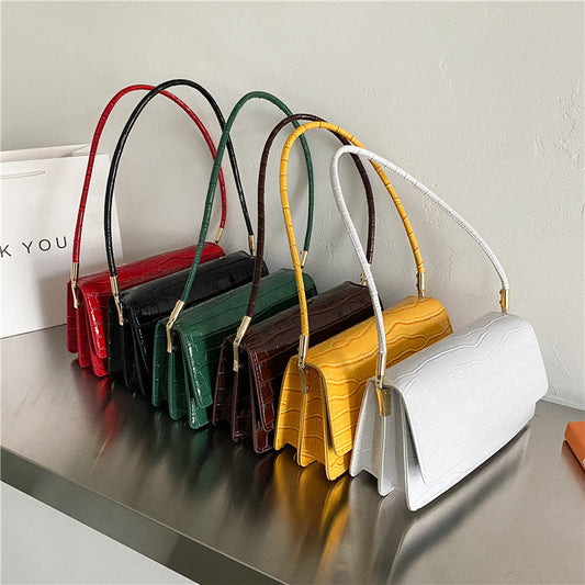 Sac baguette en cuir texturé