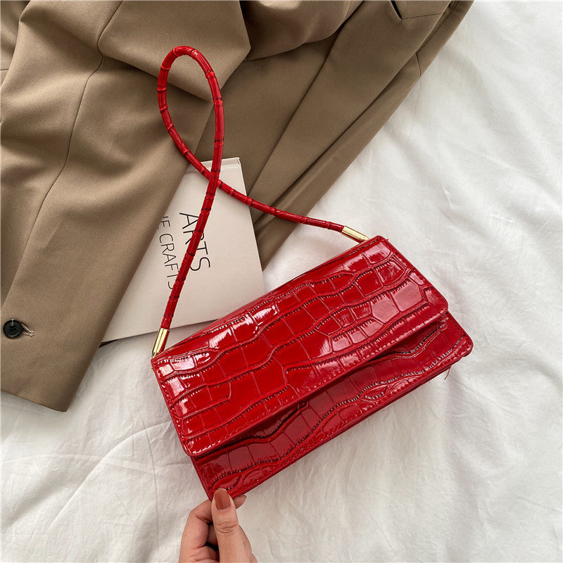 Sac baguette en cuir texturé
